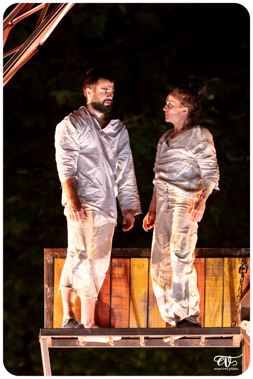 DE CHAIR ET D'ACIER (CIE 100 RACINES)